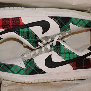 Nike Dunk Low Tartan Plaid